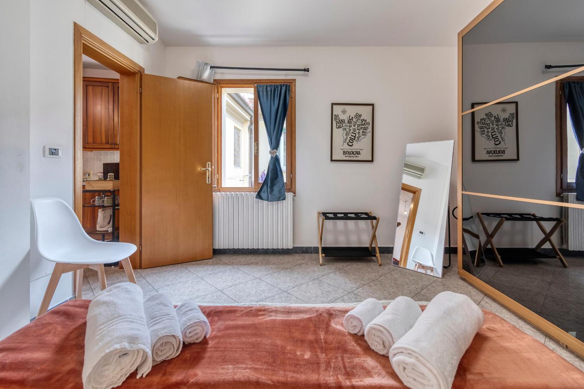 Cozy Apartment In The Heart Of 볼로냐 외부 사진